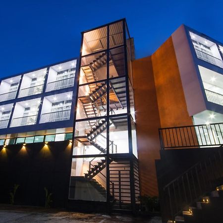 Avora Hotel Kandy Ngoại thất bức ảnh