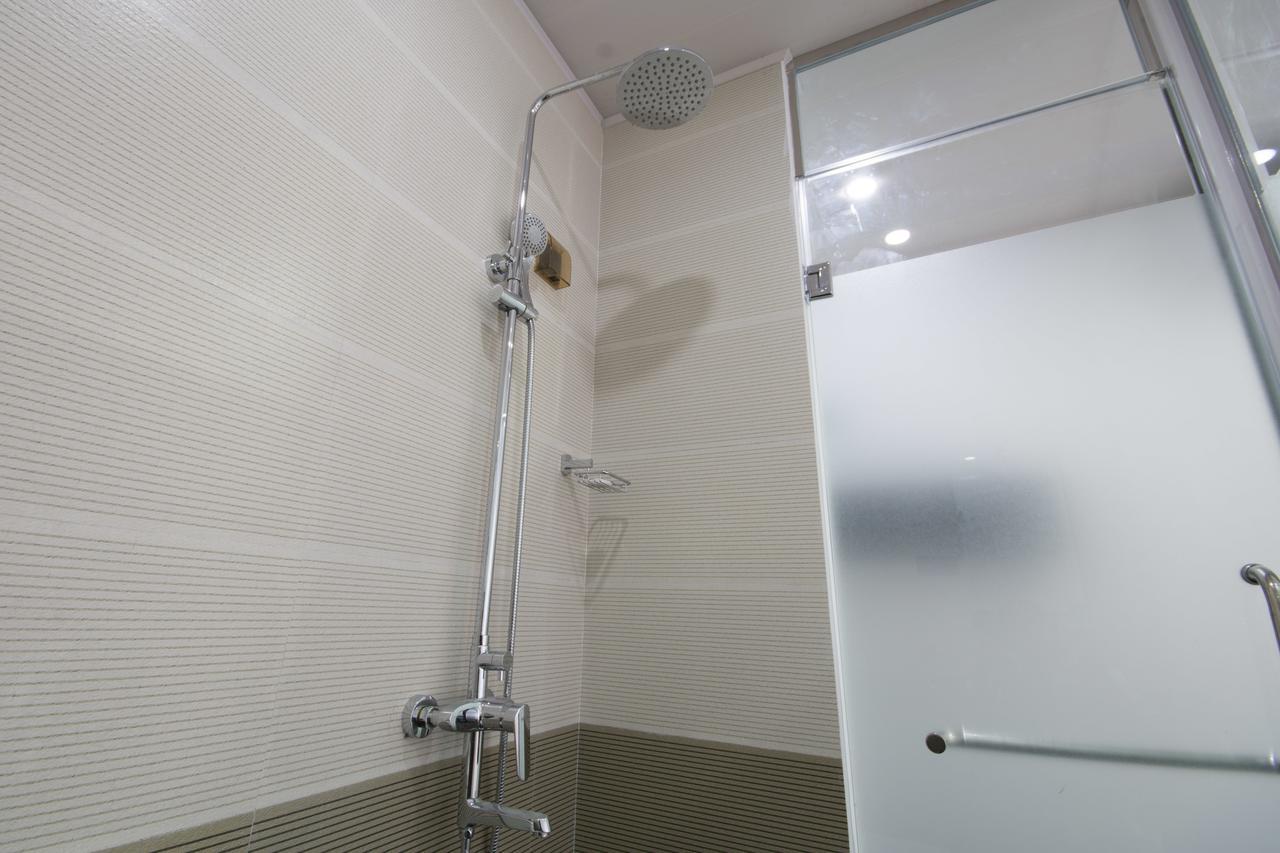 Avora Hotel Kandy Ngoại thất bức ảnh