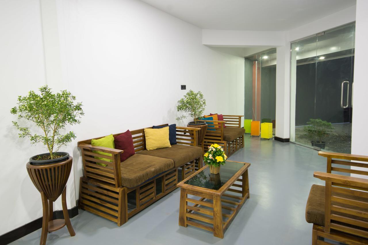 Avora Hotel Kandy Ngoại thất bức ảnh