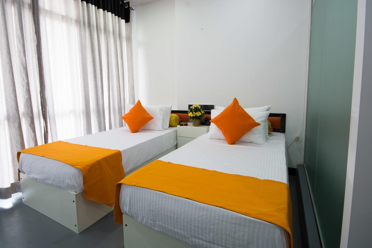 Avora Hotel Kandy Ngoại thất bức ảnh