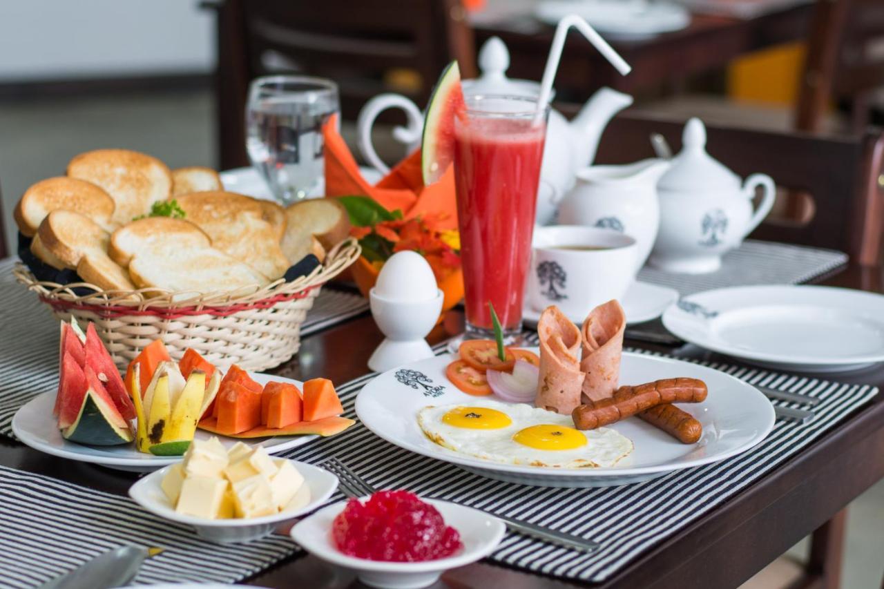 Avora Hotel Kandy Ngoại thất bức ảnh