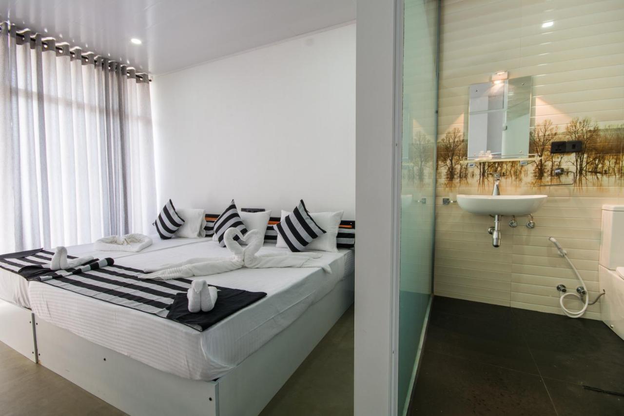 Avora Hotel Kandy Ngoại thất bức ảnh