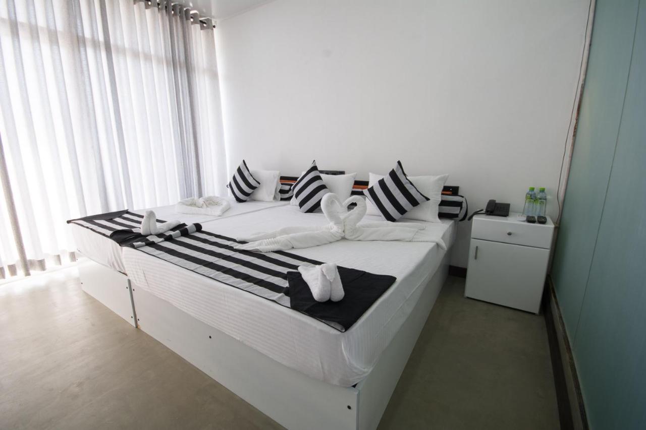 Avora Hotel Kandy Ngoại thất bức ảnh