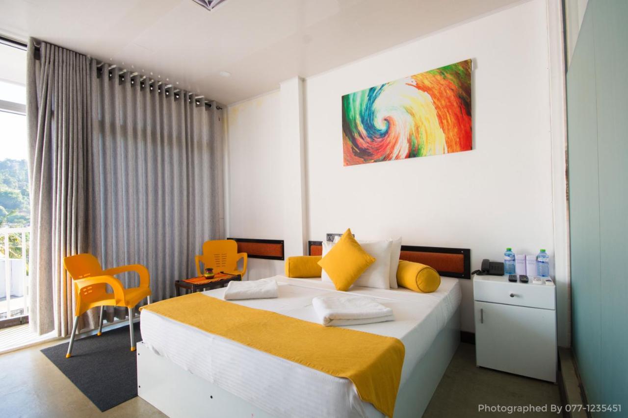 Avora Hotel Kandy Ngoại thất bức ảnh